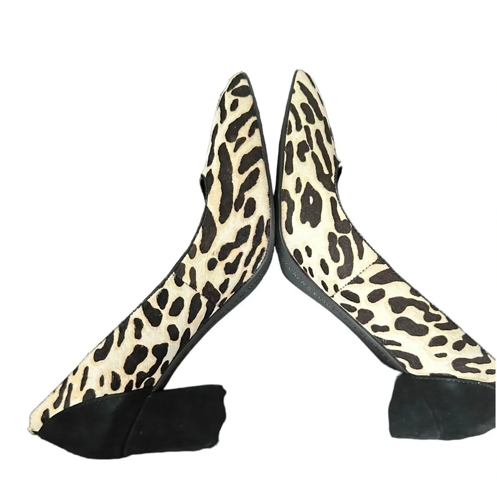 Bleecker & Bond Megan animal print pointed pumps size 7